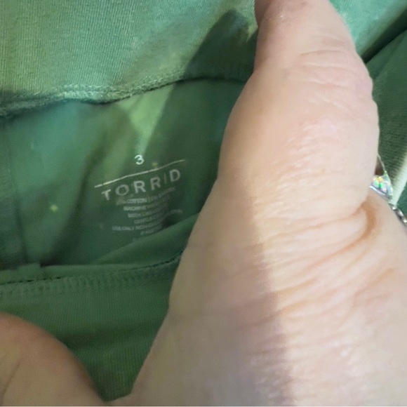 Torrid 3 leggings. - Picture 2 of 3